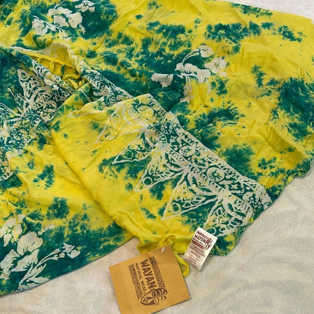 Wayan Sarong Pareo Tie Dye Tiedye Wrap 63” X 43”